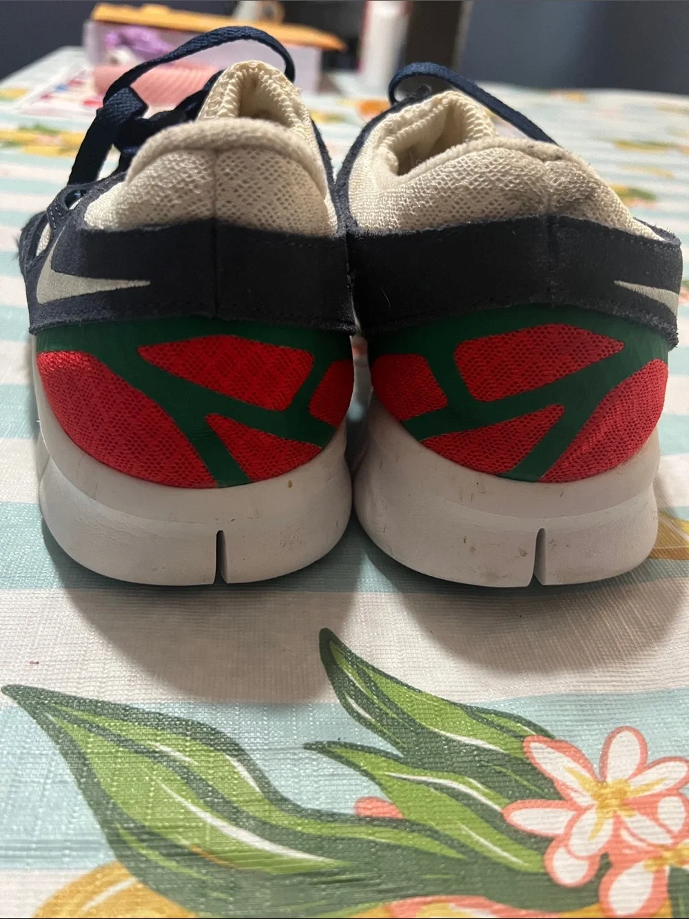 Nike running , Navy & Green Mesh Sneaker with Tan Toe